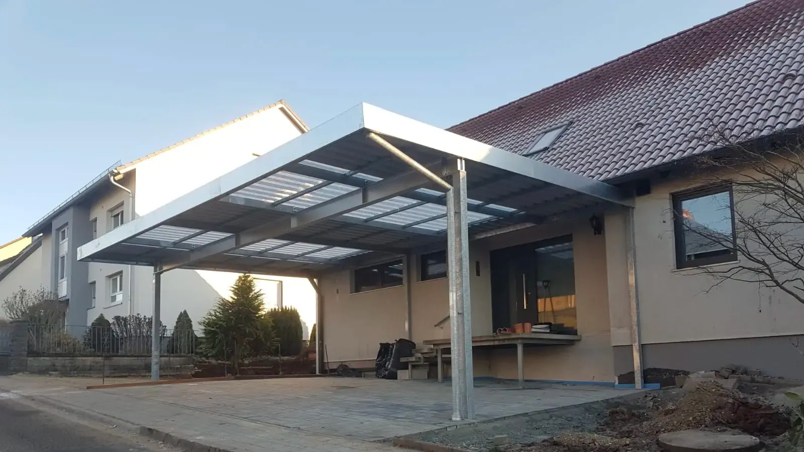 Reihencarport Stahl - Carportmaster Projekt 22-C-2854 - 90587 Veitsbronn - Carportbild 01